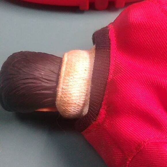 Elvis Presley Enterprise Inc. Red Display Stand, Guitar, Doll 1993 - Picture 8 of 10